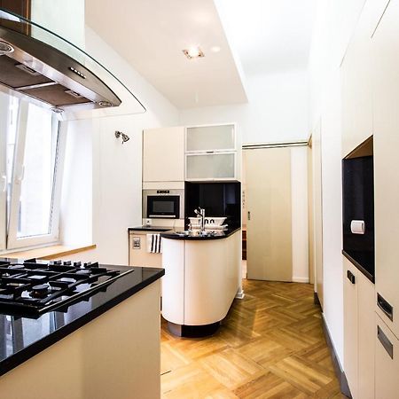Kopernika Srodmiescie Apartment Warschau Buitenkant foto